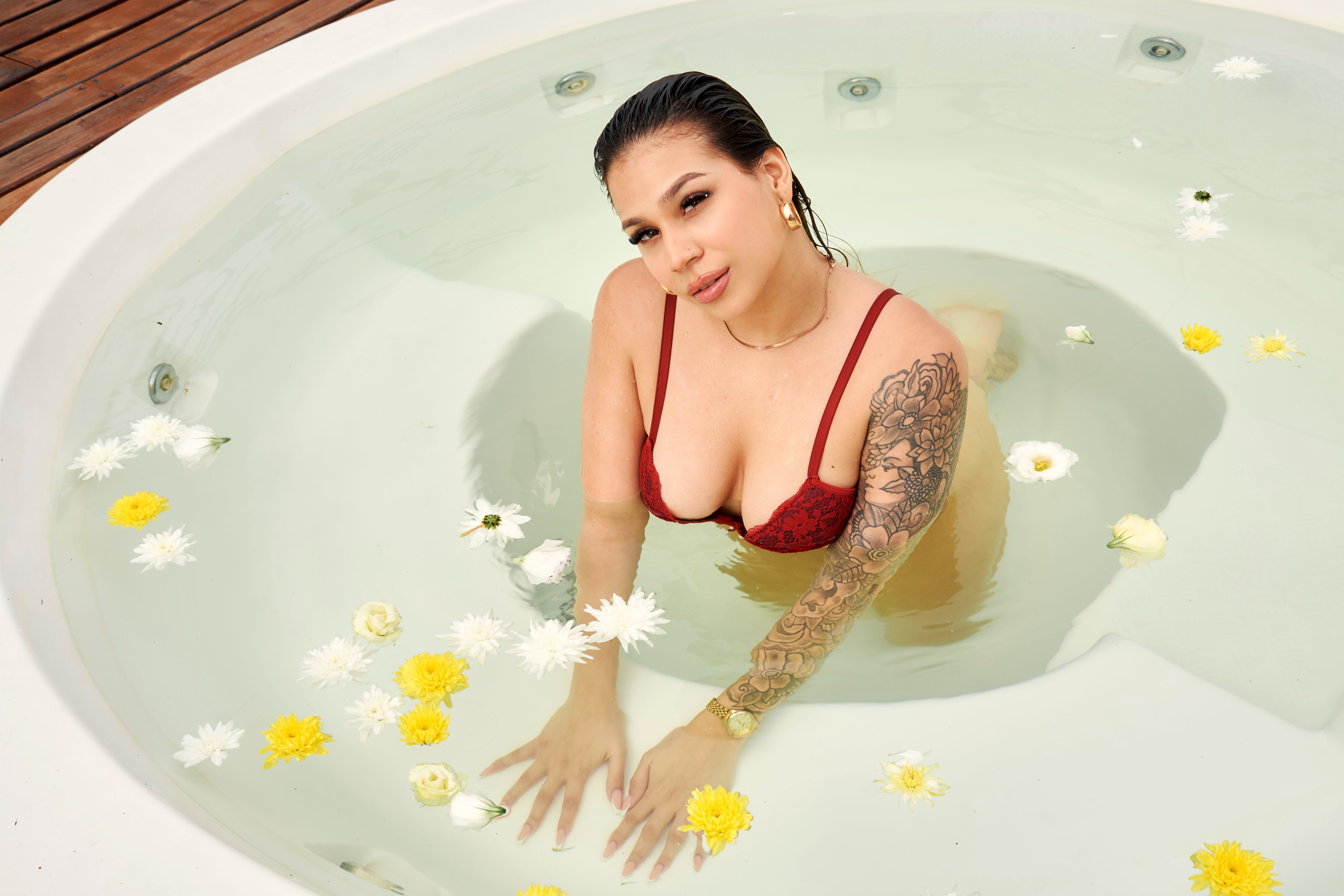 jonabethluzardo OnlyFans profile photo