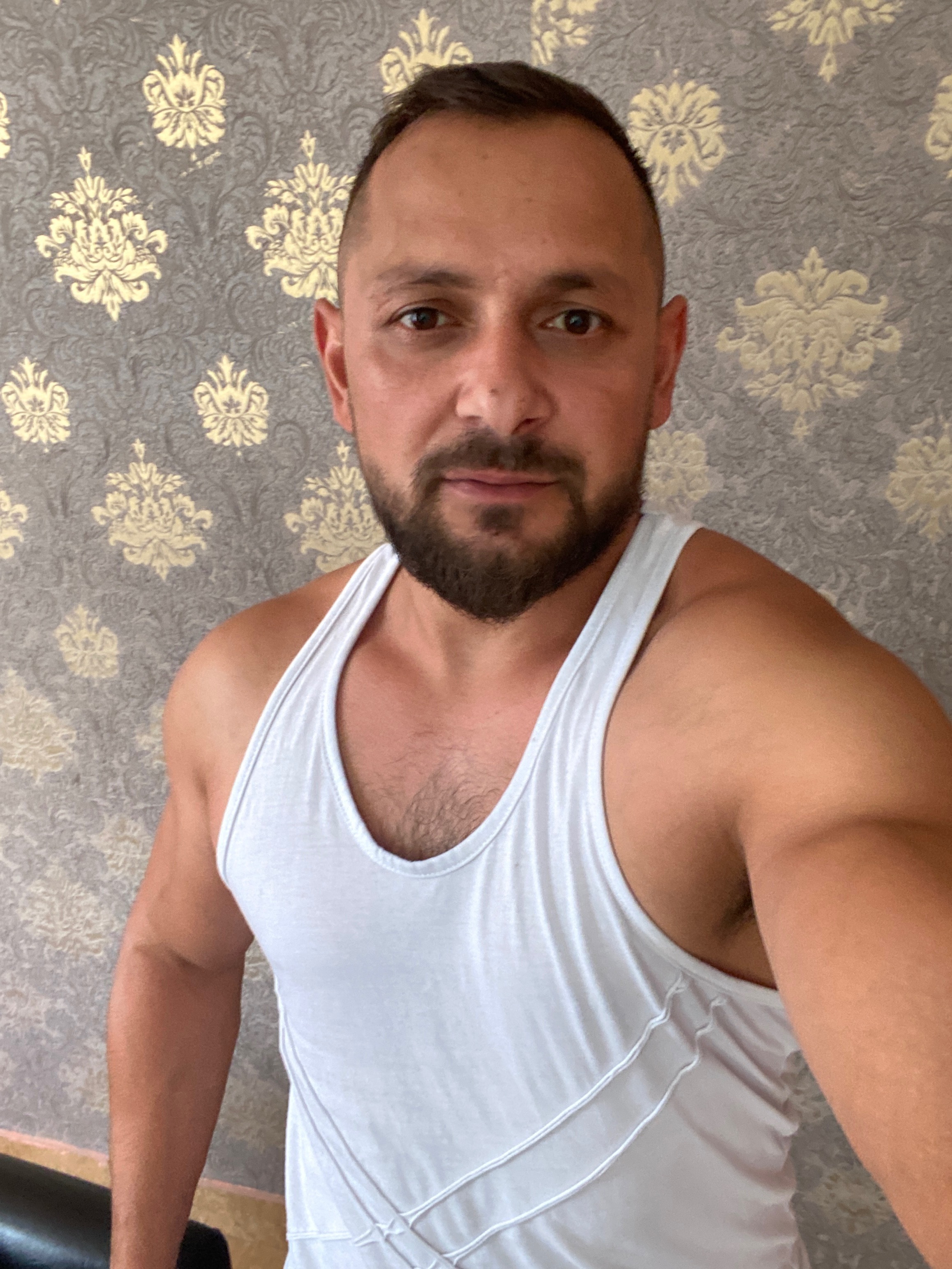 romanianmacho OnlyFans profile photo