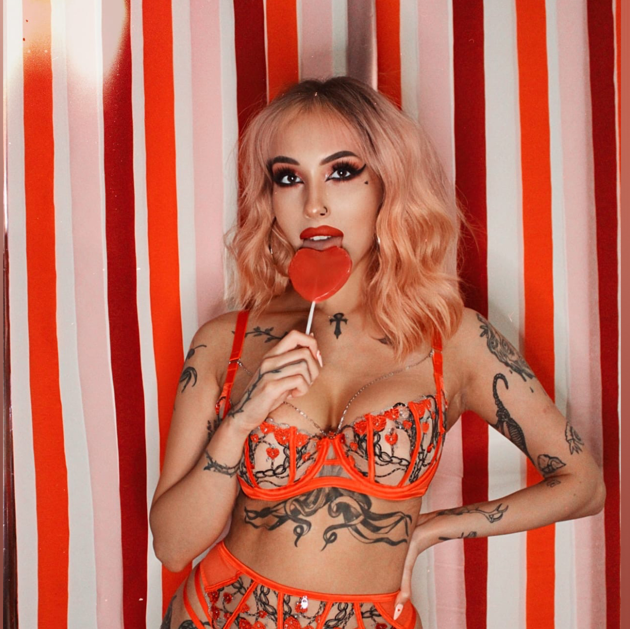 zeenavalvona_collabs OnlyFans profile photo