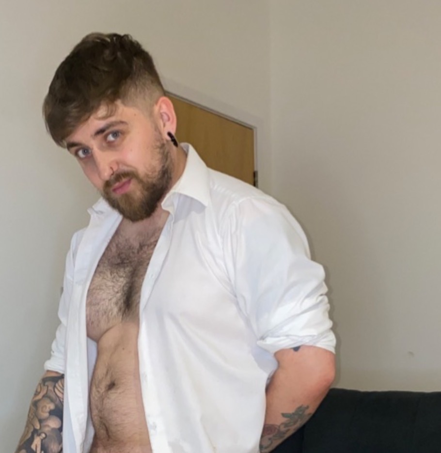 decharding OnlyFans profile photo