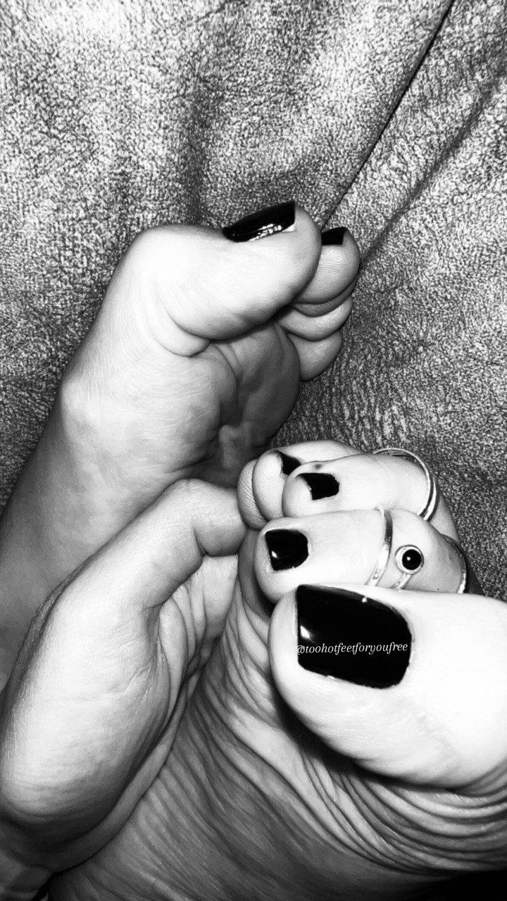 toohotfeetforyoubasic OnlyFans profile photo