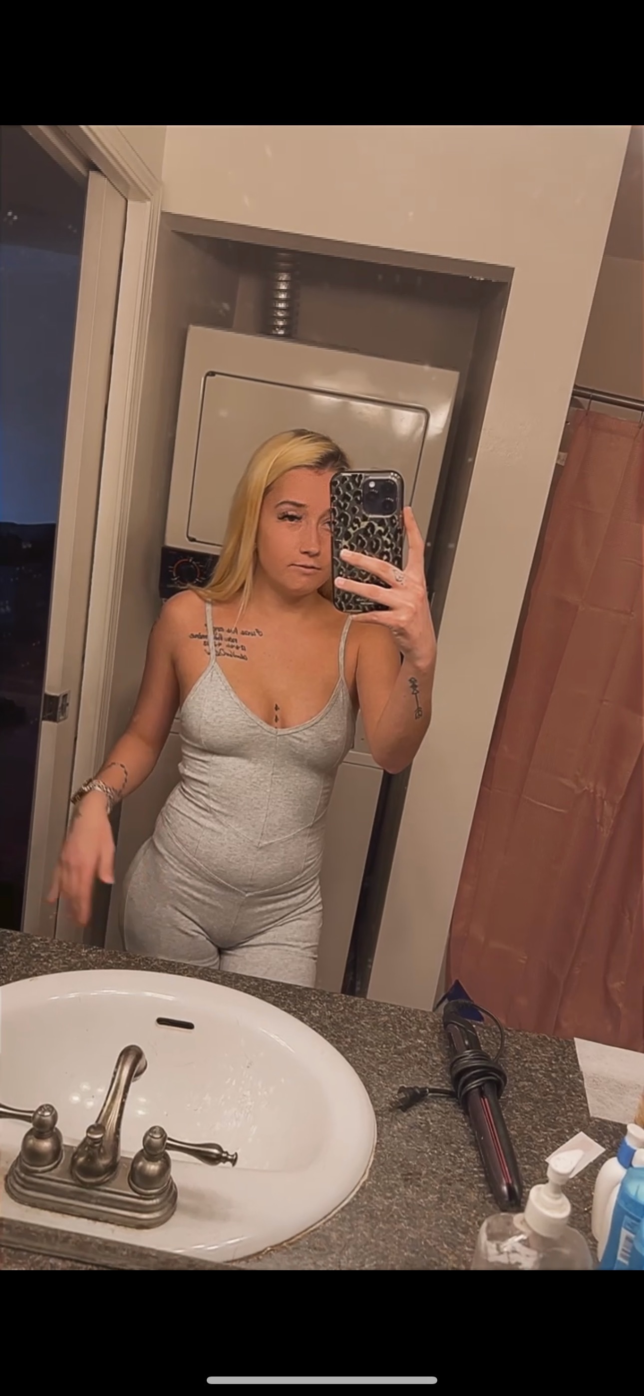 oliviavano27 OnlyFans